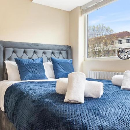 Twickenham Homes Isleworth Ngoại thất bức ảnh