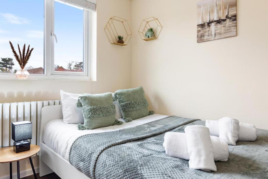 Twickenham Homes Isleworth Ngoại thất bức ảnh