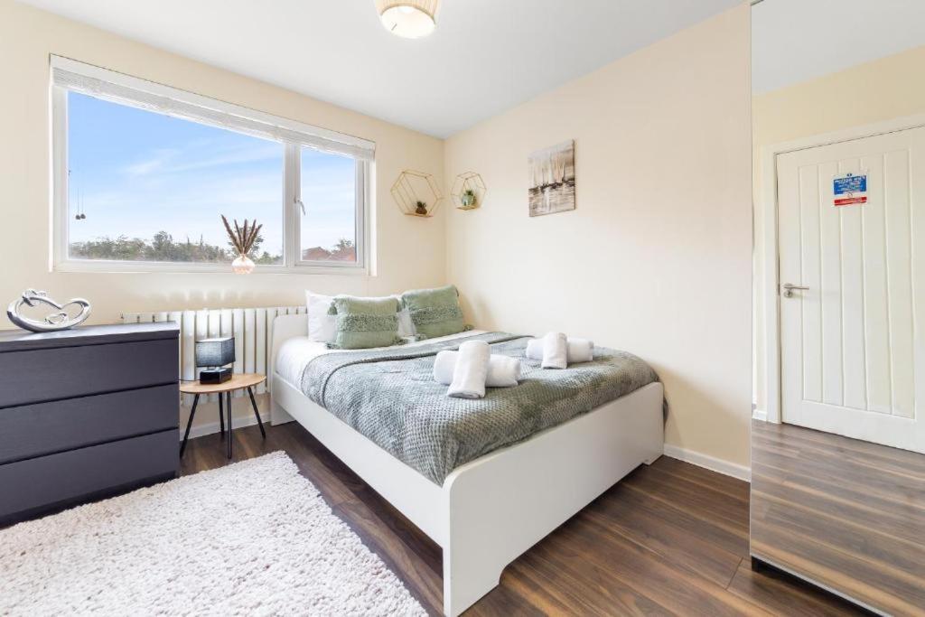 Twickenham Homes Isleworth Ngoại thất bức ảnh