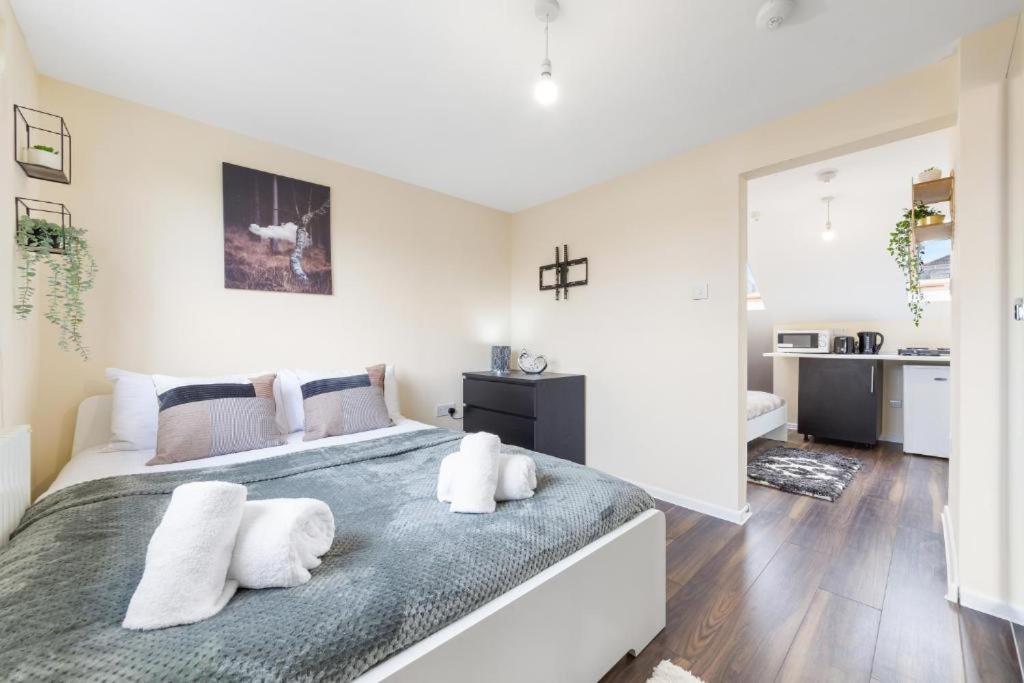 Twickenham Homes Isleworth Ngoại thất bức ảnh