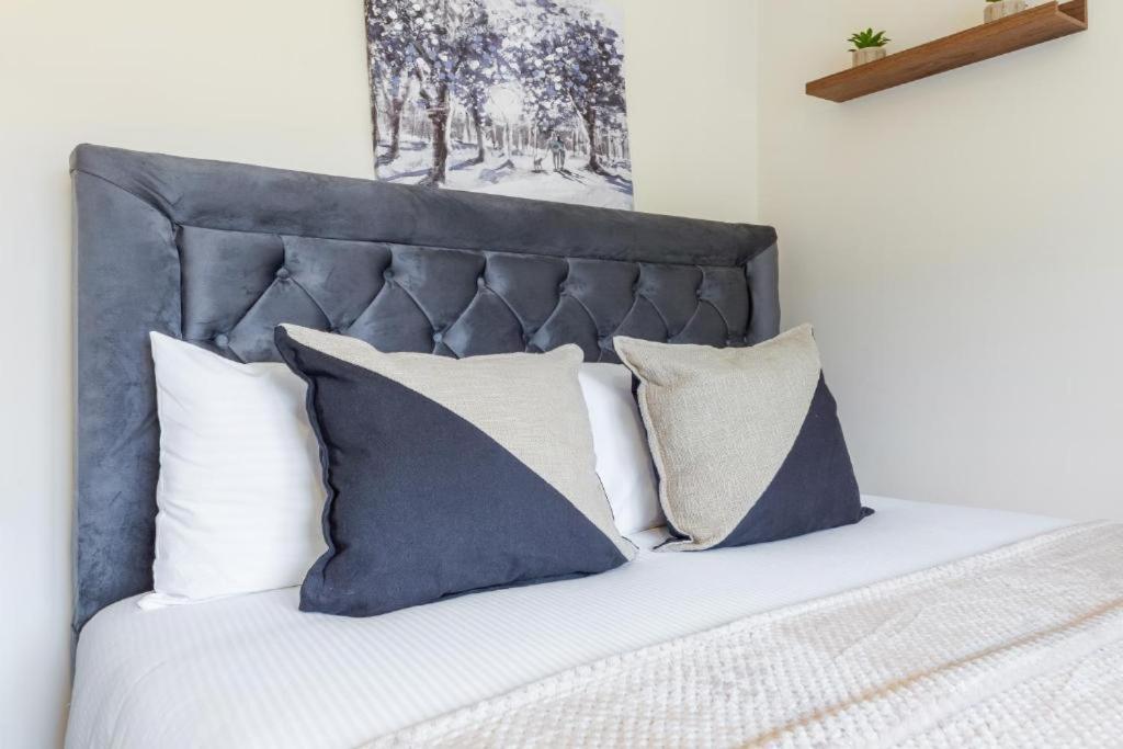 Twickenham Homes Isleworth Ngoại thất bức ảnh