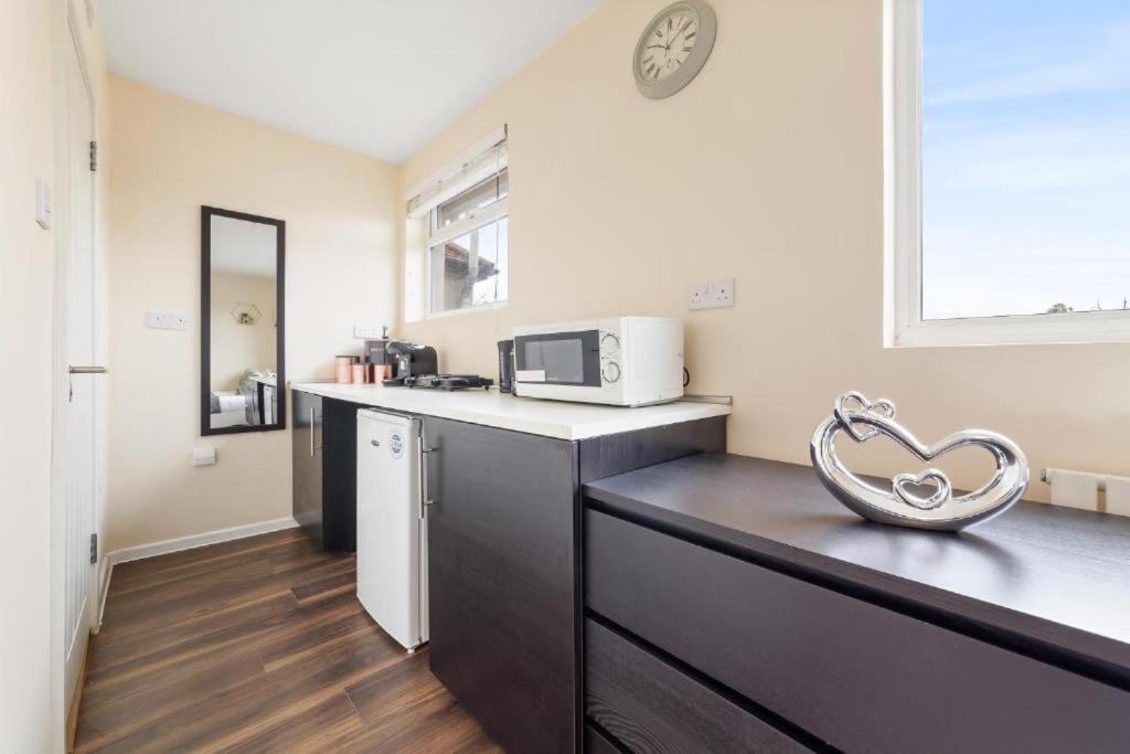 Twickenham Homes Isleworth Ngoại thất bức ảnh