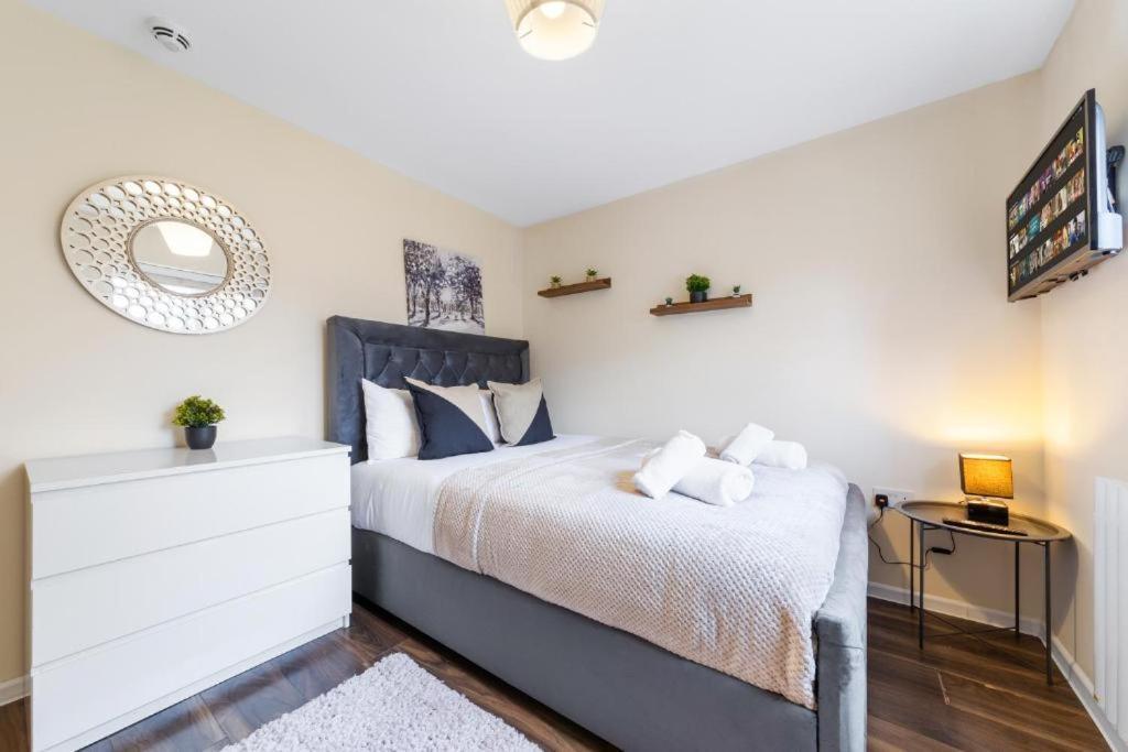 Twickenham Homes Isleworth Ngoại thất bức ảnh
