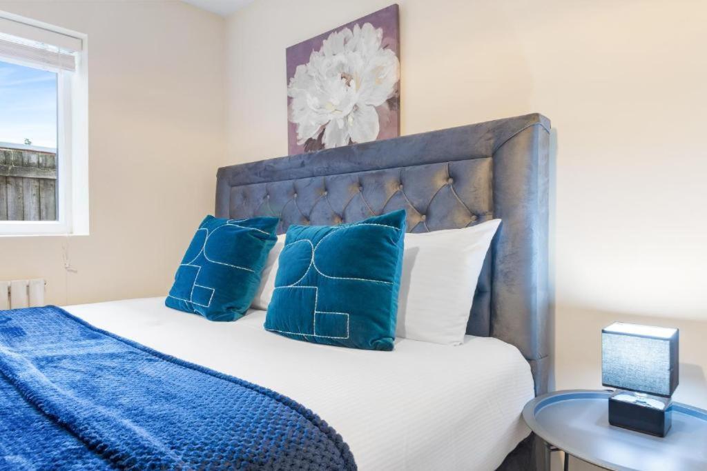 Twickenham Homes Isleworth Ngoại thất bức ảnh